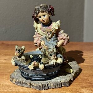 Boyd’s Yesterdays' Child/Wendy, Bronte, Keats, Tennyson, & Poe. Style #3521